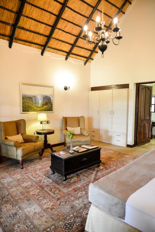 Ursula'S Homestead Victoria Falls Eksteriør bilde