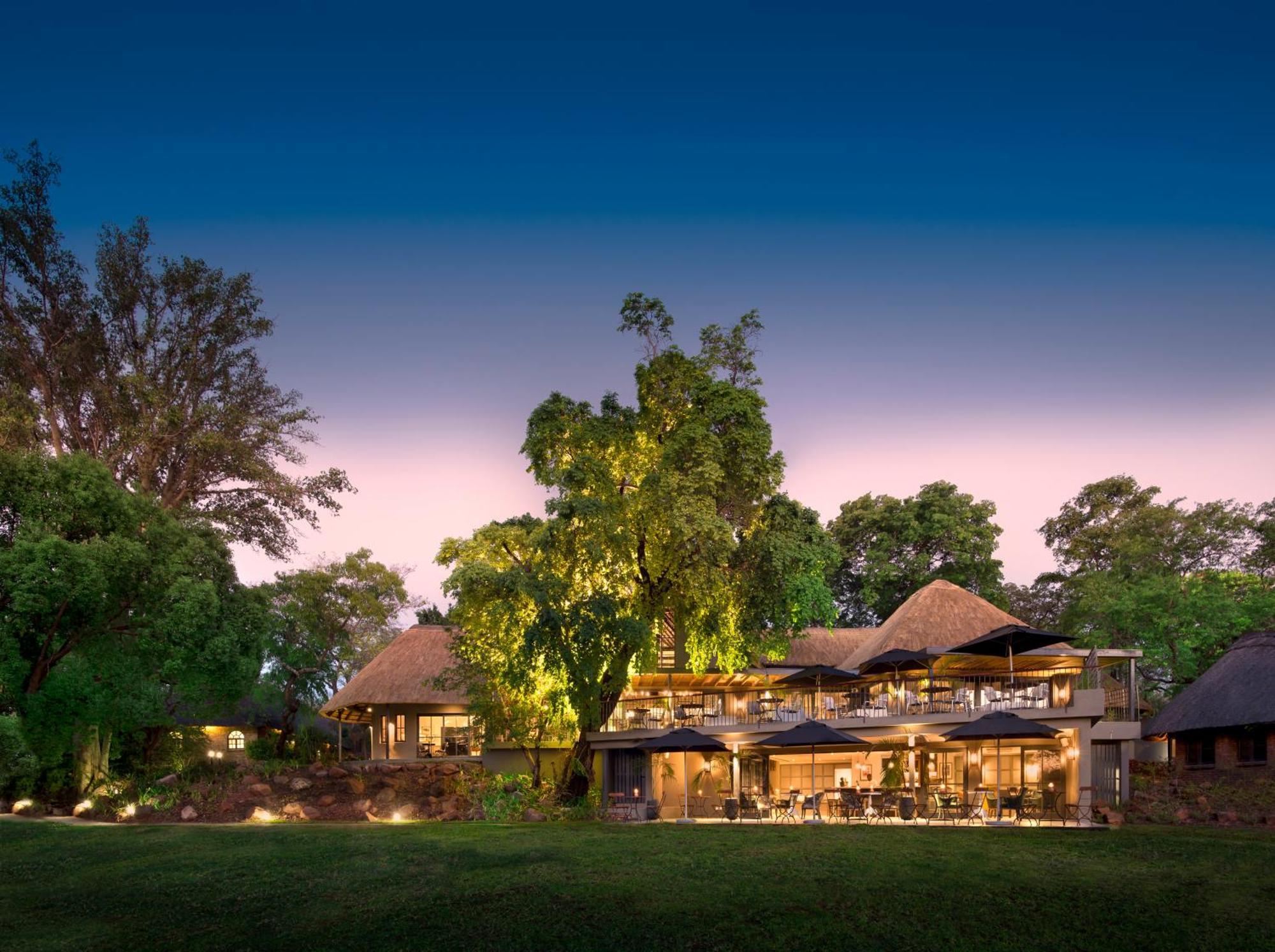 Ursula'S Homestead Victoria Falls Eksteriør bilde